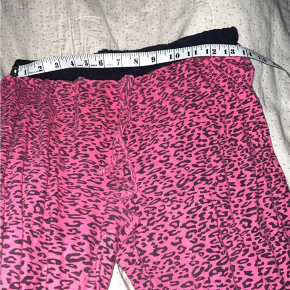 Hot pink n black leopard print pajamas - Picture 4 of 5